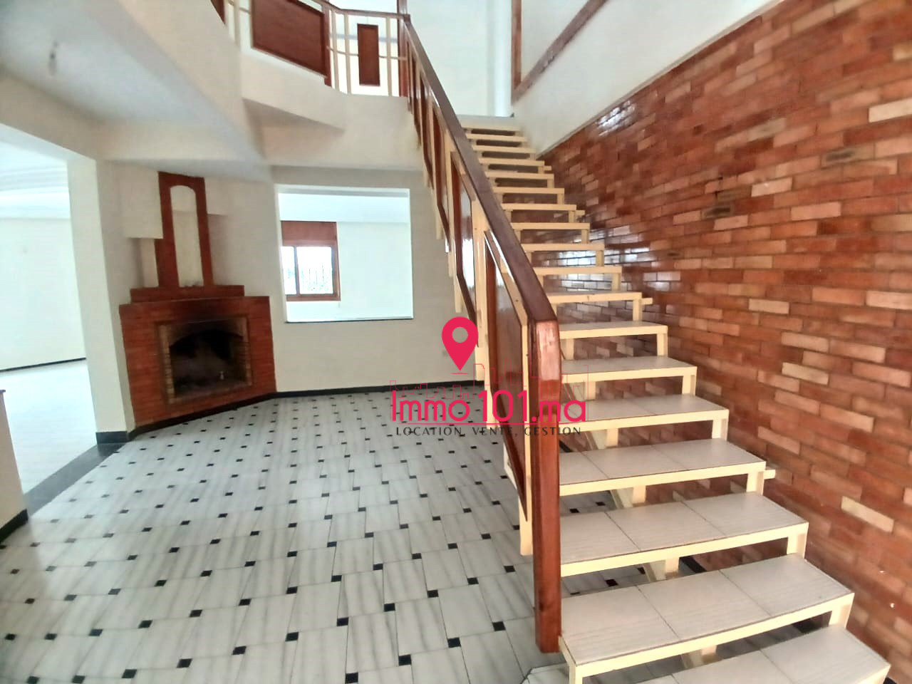 Villa à vendre à Hay Riad AYV2121